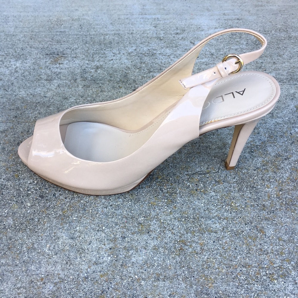 💥⬇️ Aldo Platform PeepToe Pumps Nude Point Heels